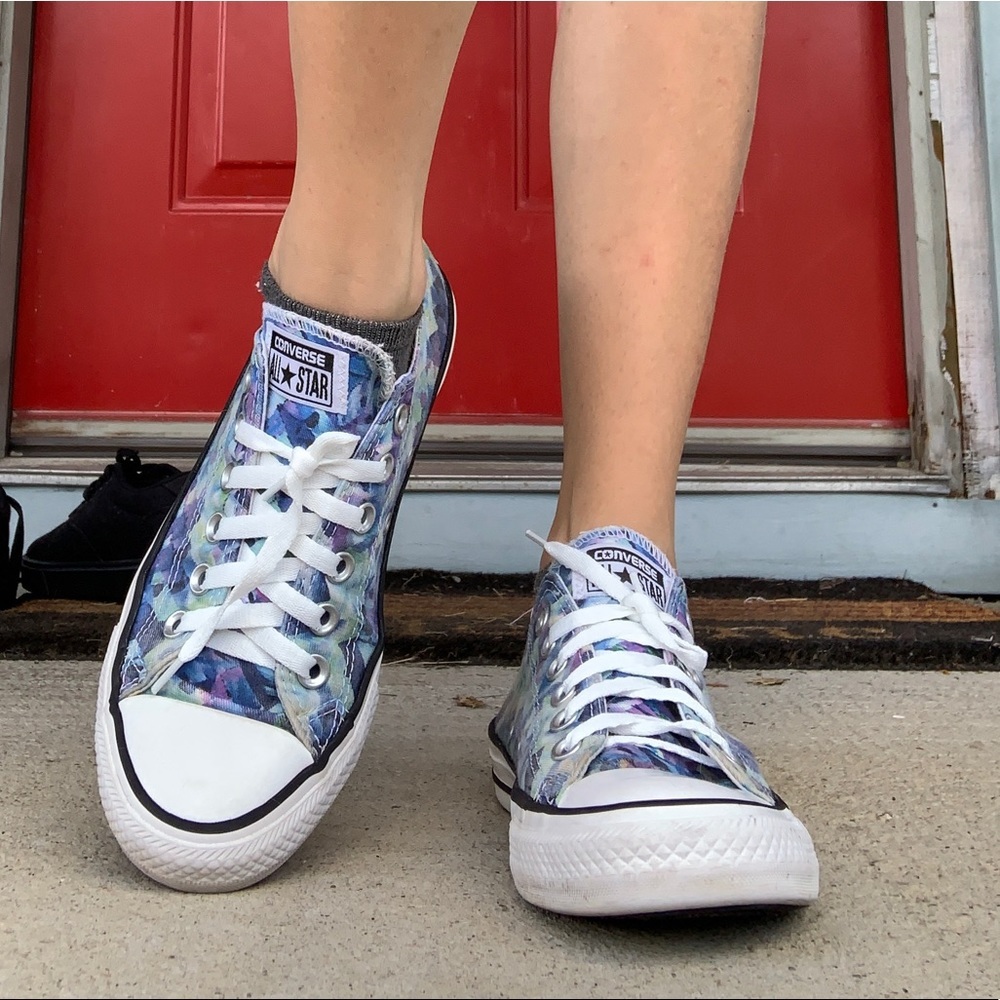 Colorful Converse​ - Picture 3 of 4